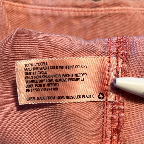 Universal Thread Goods Co., button-down blouse in Dusty Rose - Picture 9 of 9